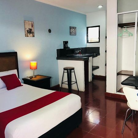 Hotel Dpas 52 Mérida Exterior foto