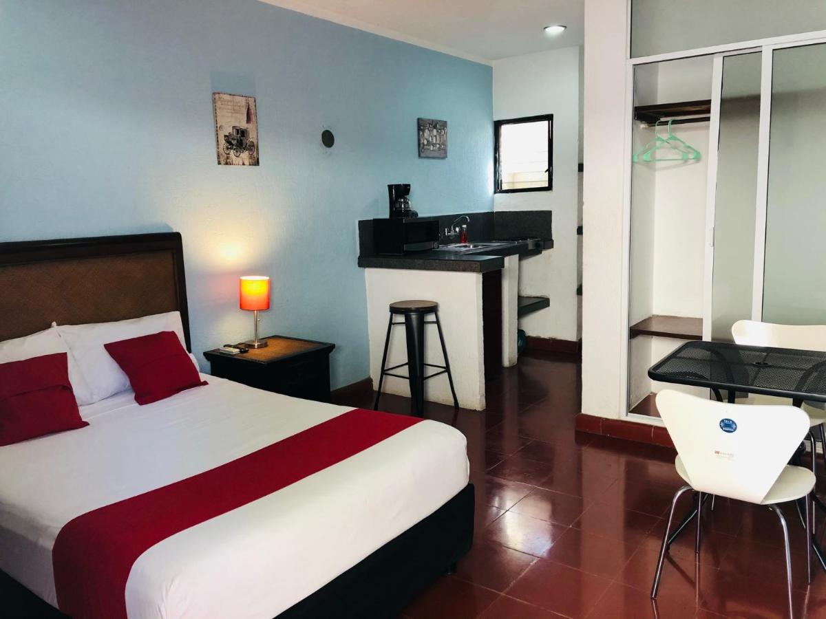 Hotel Dpas 52 Mérida Exterior foto